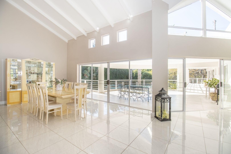 7 Bedroom Property for Sale in Constantia Western Cape